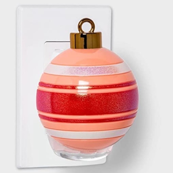 Opalhouse Other - Plug In Warmer Christmas Ornament Home Unique Holiday Accent by Opalhouse